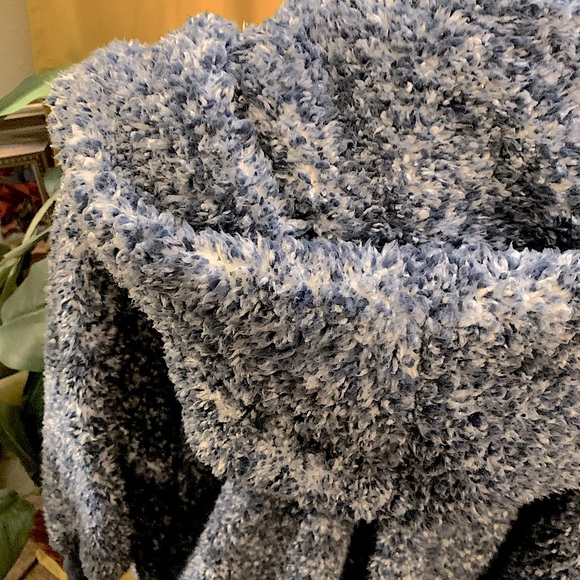 G.I.L.I. Cloud jacket with hood - Picture 9 of 16